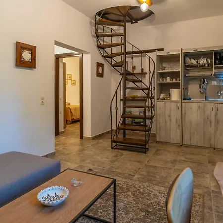 μountain Whispers Mouresi