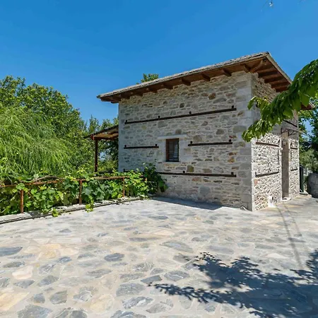 μountain Whispers Mouresi