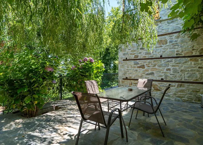 公寓 μountain Whispers