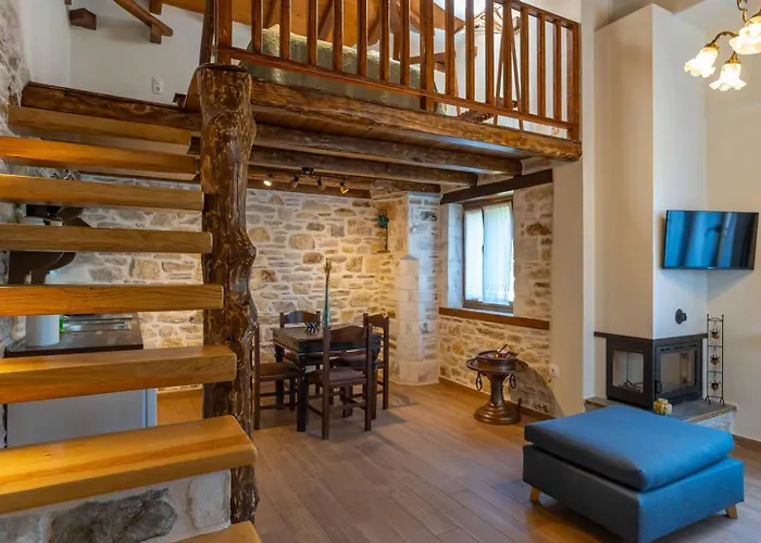 μountain Whispers * Mourésion