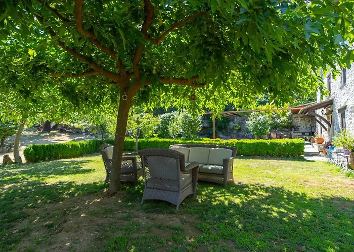 μountain Whispers 公寓