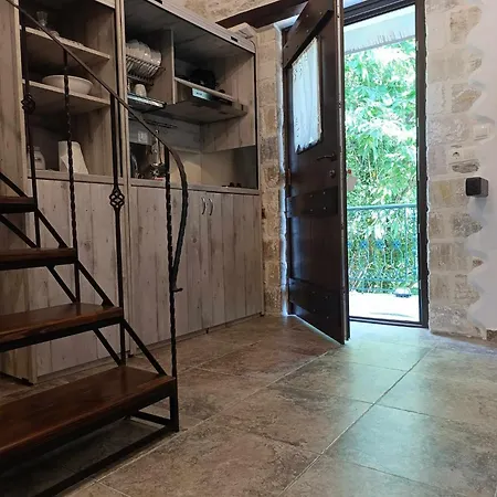 Apartment μountain Whispers Mouresi