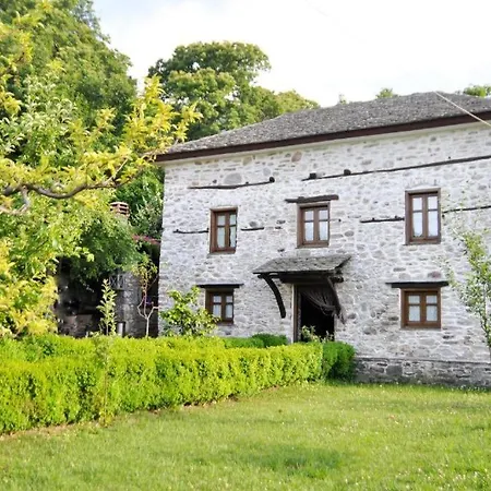 Apartment μountain Whispers Mouresi