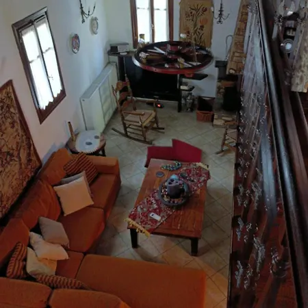Apartment μountain Whispers Mouresi