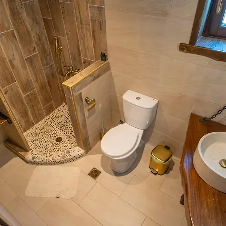 アパート μountain Whispers Mourésion