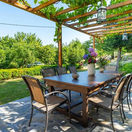 μountain Whispers *